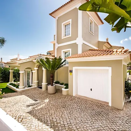 Rosal 27 By Algarve Holidays فيلة البوفيرا