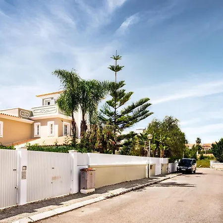 Rosal 27 By Algarve Holidays فيلة *
